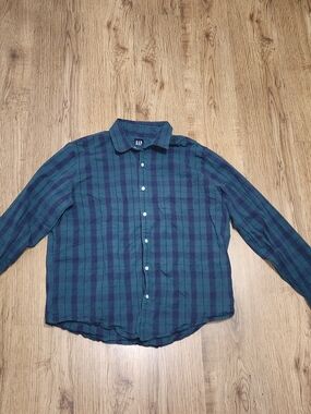 GAP Men's Blue and Green Plaid Button-Down Shirt